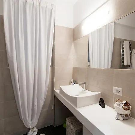 Couette-café Spacious New *